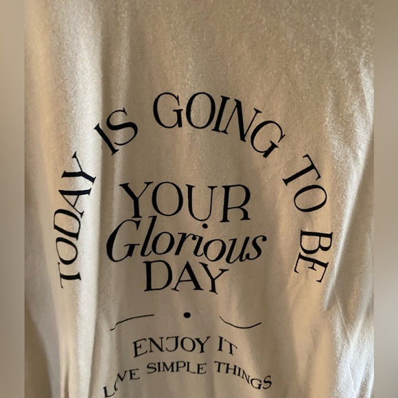 Zara graphic - Picture 2 of 2